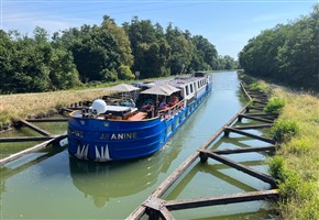 Peter Levison